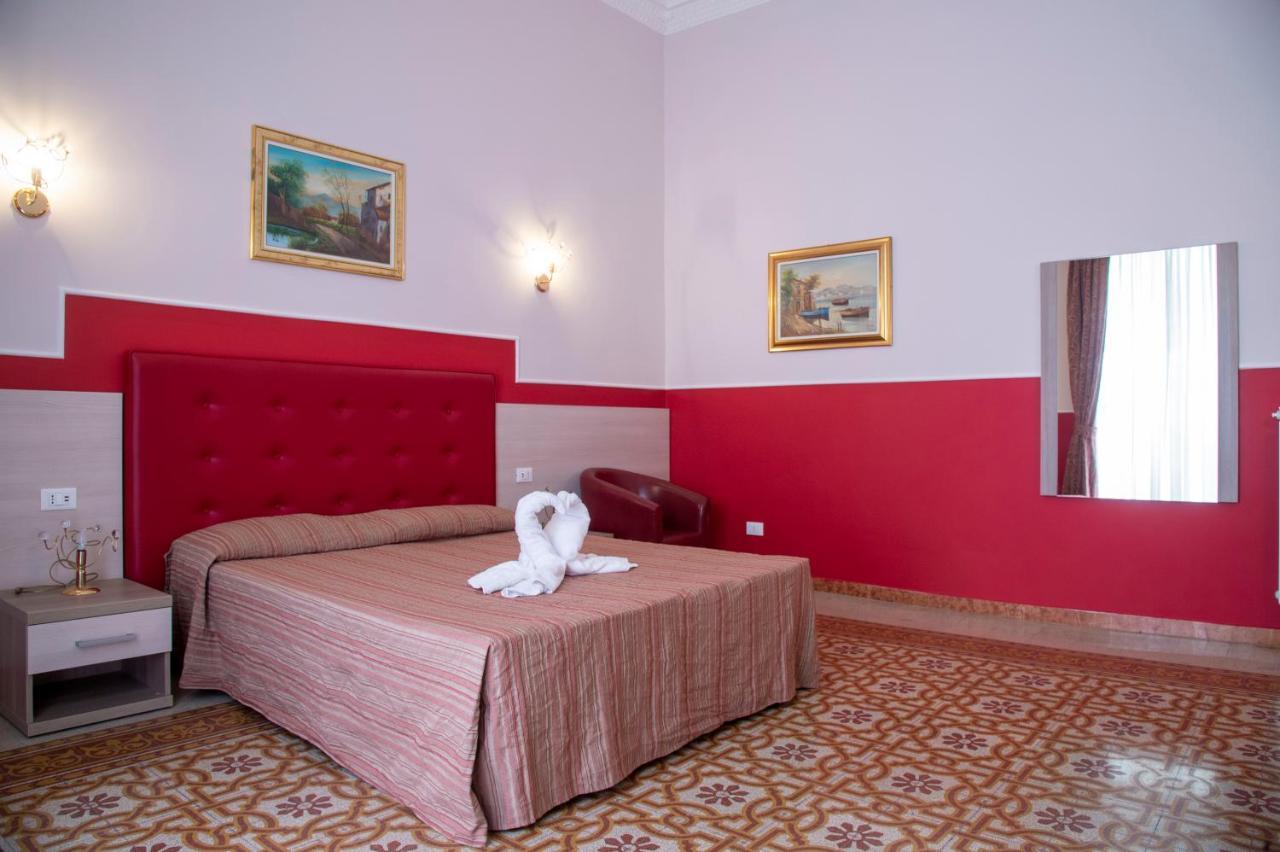 Hotel Domus Napoleone Roma Exterior foto
