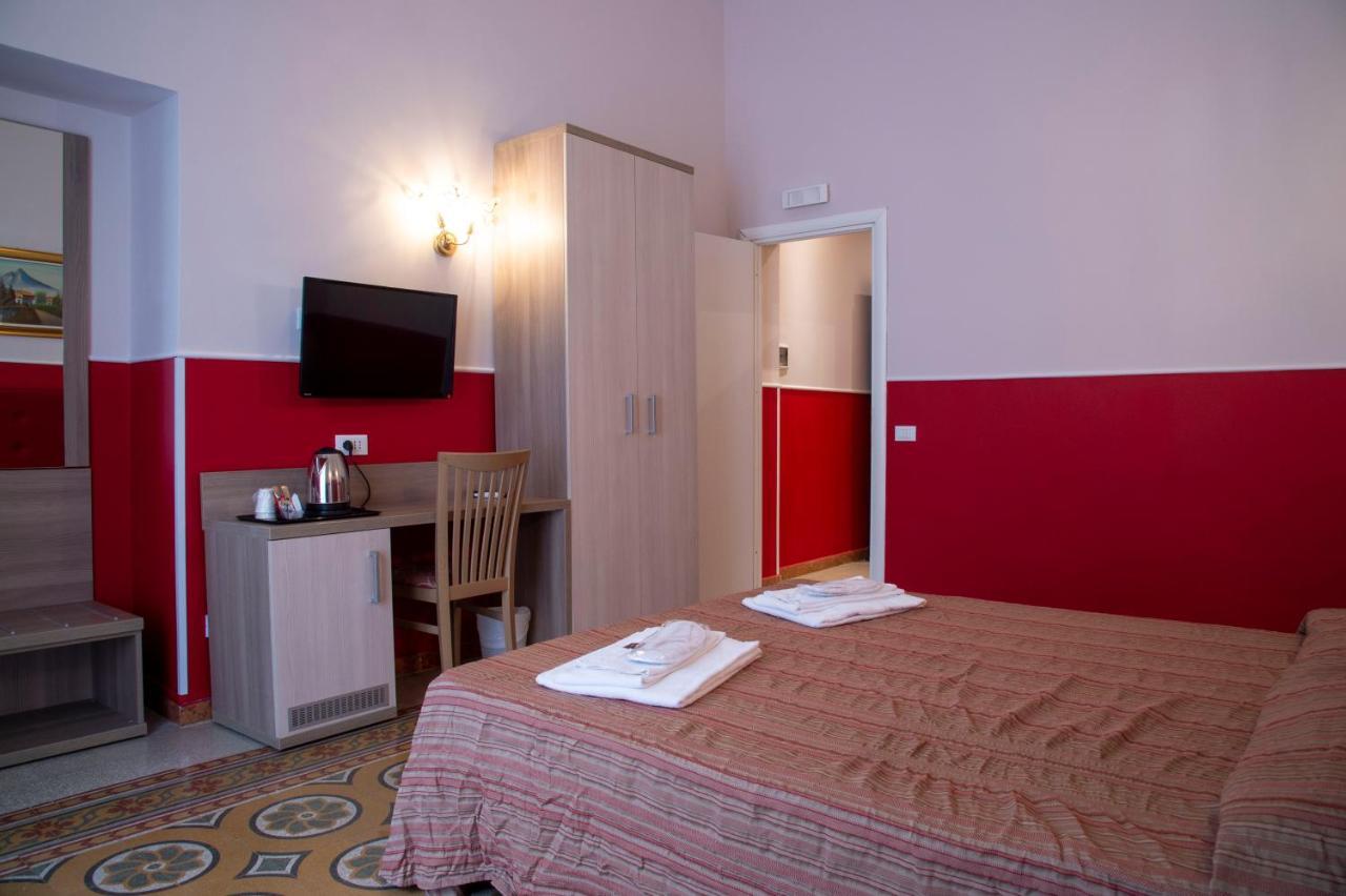 Hotel Domus Napoleone Roma Exterior foto
