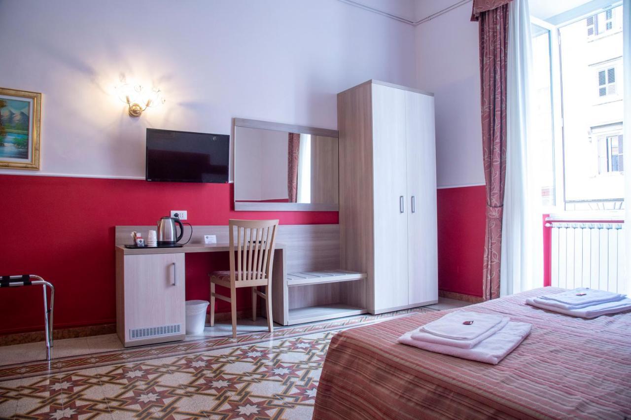 Hotel Domus Napoleone Roma Exterior foto