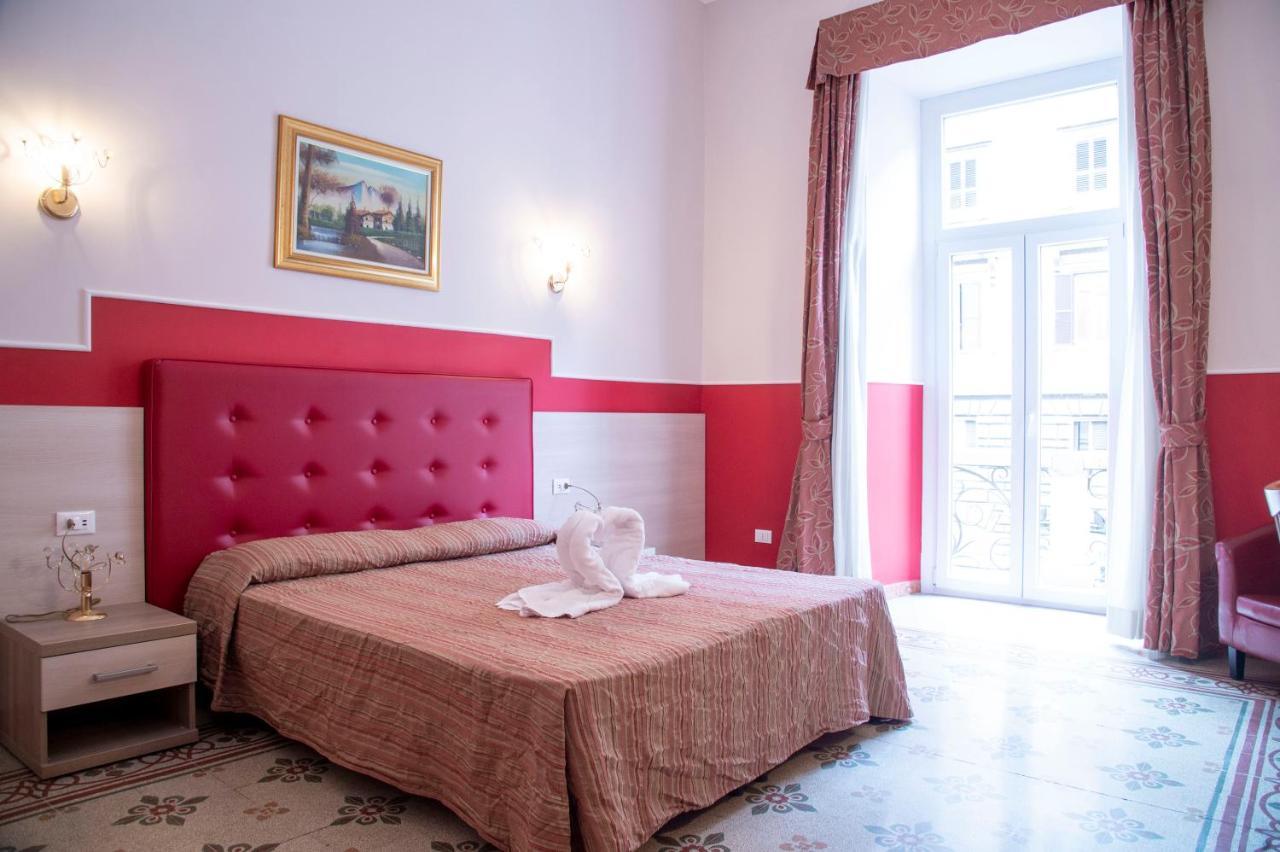 Hotel Domus Napoleone Roma Exterior foto