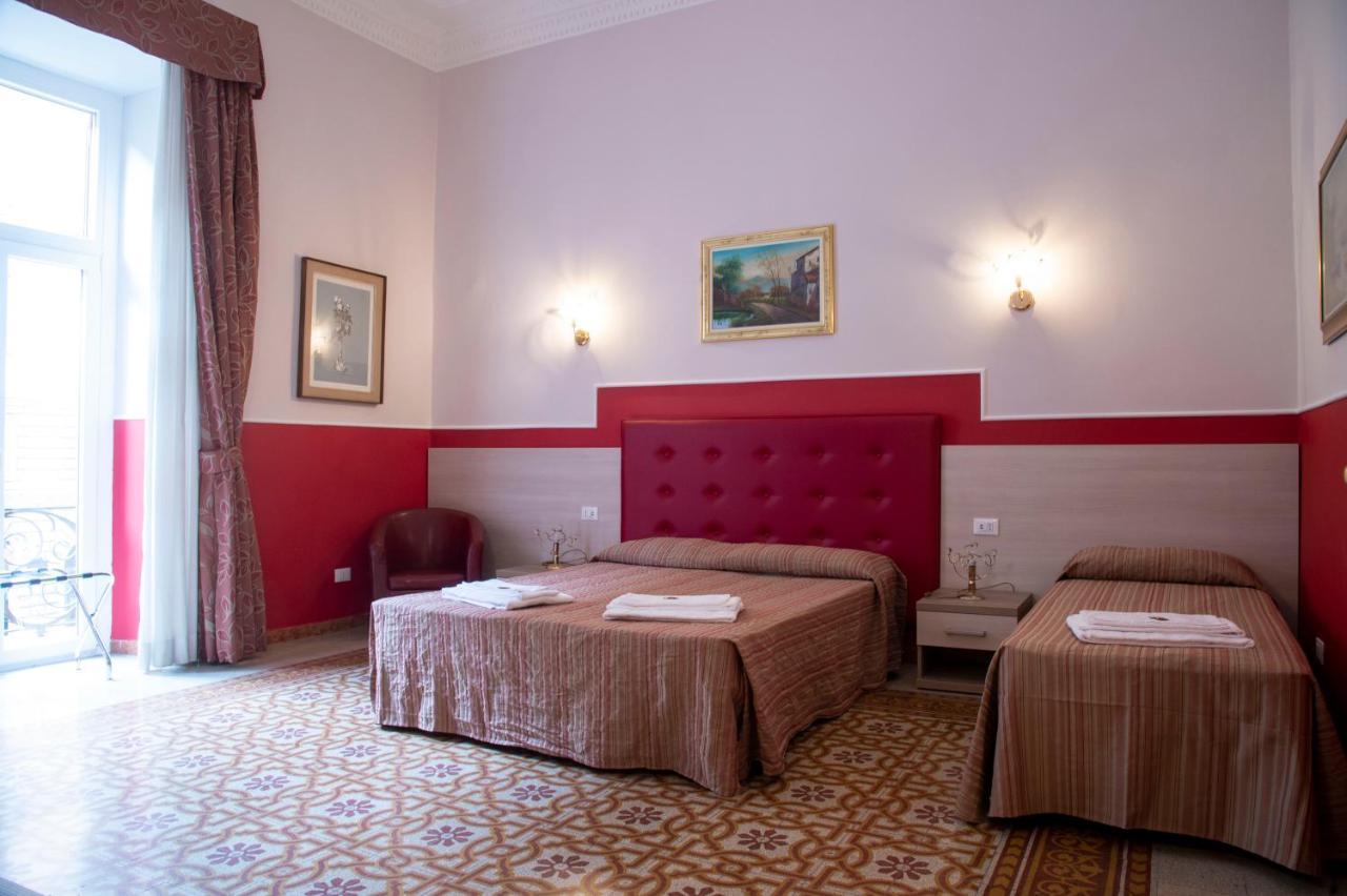 Hotel Domus Napoleone Roma Exterior foto