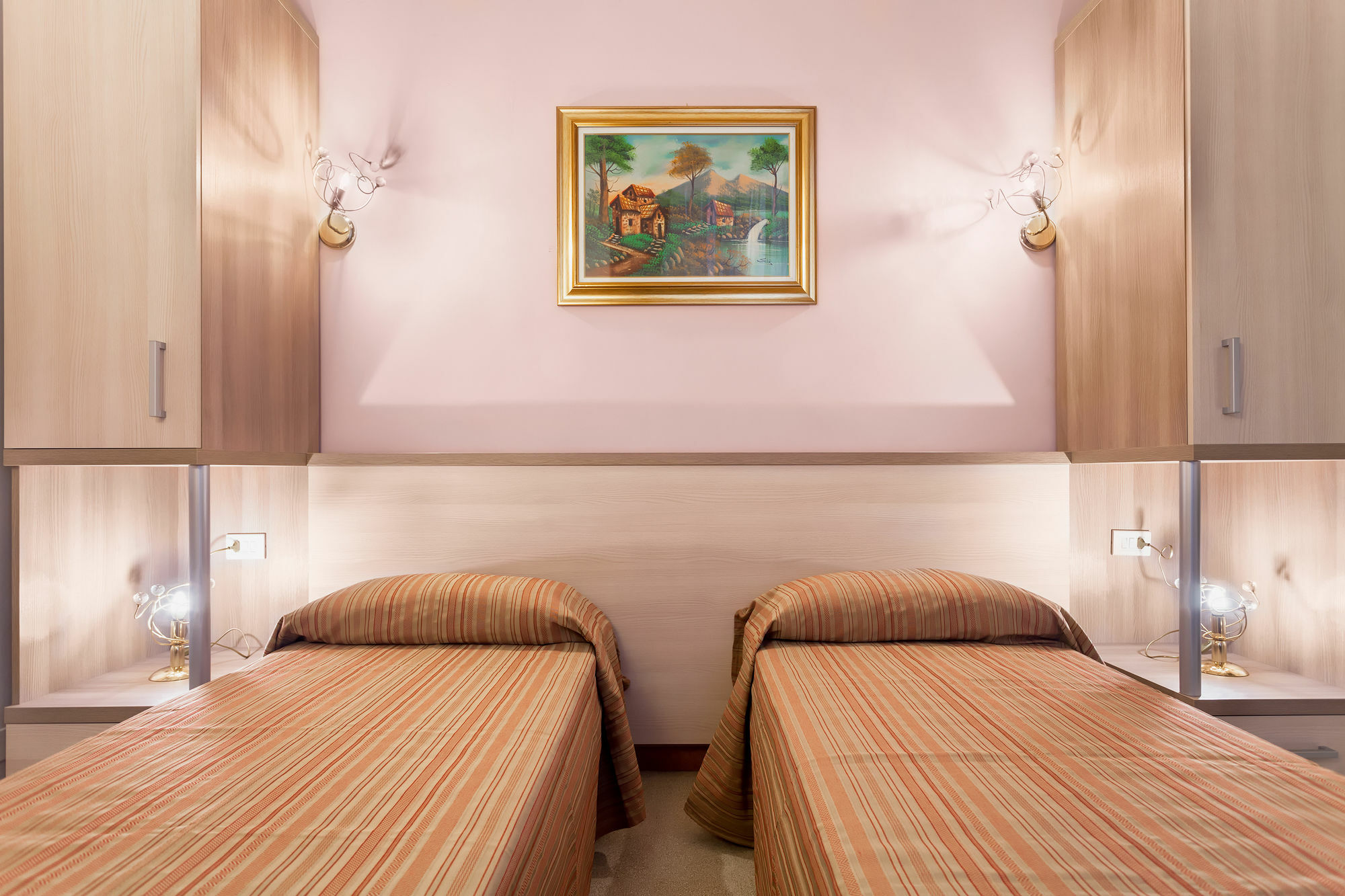 Hotel Domus Napoleone Roma Exterior foto